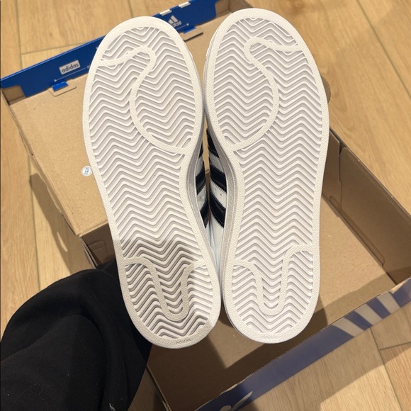 Adidas Superstar II in shiny white - Picture 2 of 4